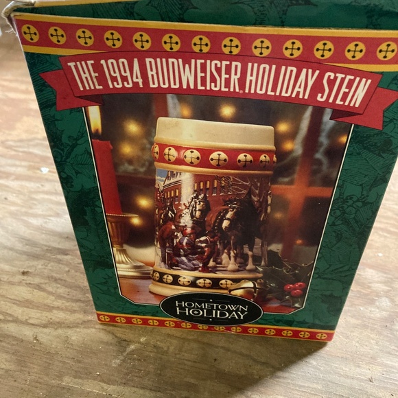 Budweiser Christmas Beer Stein 1994 - Picture 2 of 4